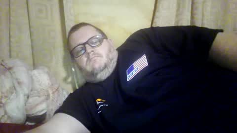 Snapshot of creeeping_death chatting on May 2026 01:12:01 AM The hopeless romantic online show from May 2026 01:12:01 AM