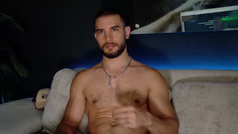 CRHISTIAN online show from November 2025 03:47:02 PM