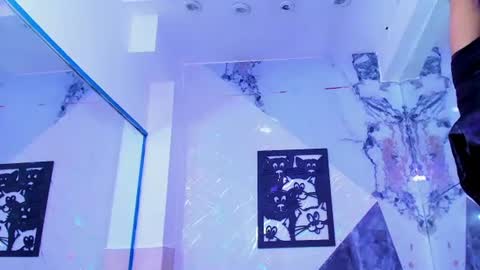 crhistofer_ online show from June 2026 06:51:02 AM