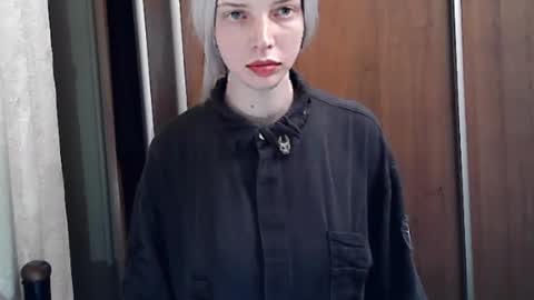 crimson_lady6 online show from May 2026 06:58:01 PM