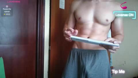 cris2428 online show from January 2026 03:15:01 PM