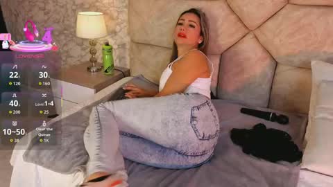 Snapshot of cris__sweetxx chatting on April 2026 12:07:02 PM Cristina Sweet online show from April 2026 12:07:02 PM