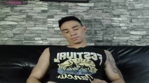 Snapshot of cris_angel01 chatting on December 2024 11:00:02 AM Cris online show from December 2024 11:00:02 AM