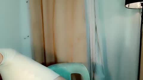 Snapshot of cris_slut08 chatting on September 2025 05:54:01 AM my beautiful cris online show from September 2025 05:54:01 AM