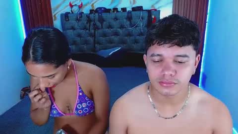 Snapshot of crisandmery chatting on February 2026 07:32:02 AM CRISANDMERY online show from February 2026 07:32:02 AM