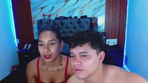 Snapshot of crisandmery chatting on February 2026 04:24:01 AM CRISANDMERY online show from February 2026 04:24:01 AM