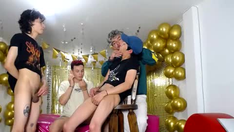 crismens online show from December 2024 06:11:01 AM