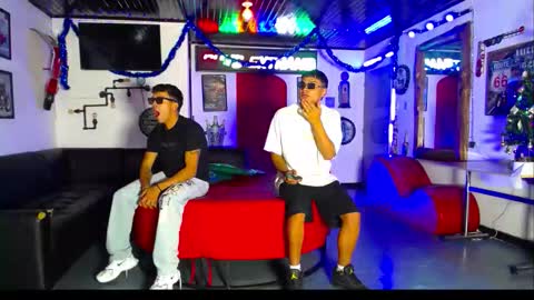 crismens online show from December 2025 08:05:01 PM