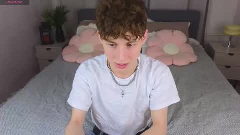 Chris online show from February 2026 02:04:01 AM