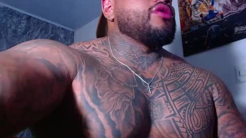 Snapshot of criss_zanders202 chatting on June 2026 08:21:02 PM criss_zanders202 online show from June 2026 08:21:02 PM