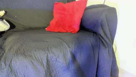 Snapshot of criss_zuri chatting on February 2026 12:35:01 PM criss_zuri online show from February 2026 12:35:01 PM