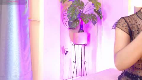 cristal_antoni online show from November 2025 08:13:02 AM