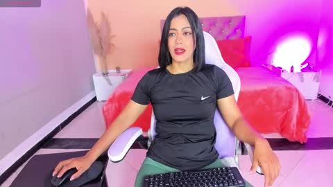 Cristal online show from November 2025 10:04:02 AM