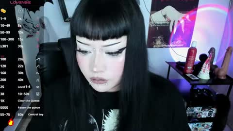 Cris online show from July 2026 08:24:01 PM