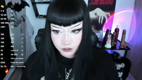 Cris online show from August 2026 09:18:02 PM