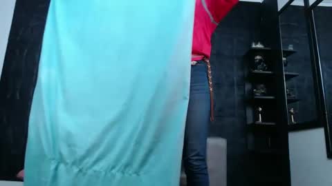 Hanna  online show from December 2024 06:21:01 AM