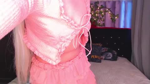 CristalAvy online show from February 2026 07:28:01 AM