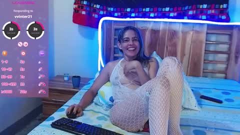 cristall online show from December 2024 11:25:02 PM