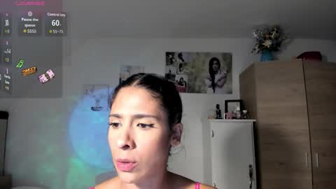 cristal online show from October 2025 01:06:02 AM