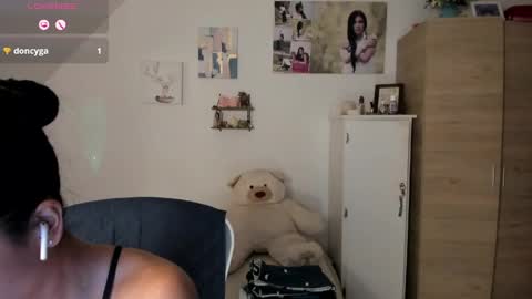 veronika online show from April 2026 02:22:02 AM