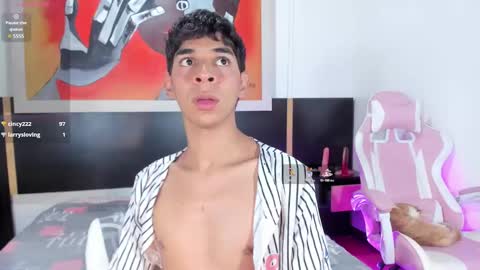 cristhian online show from February 2025 10:43:02 PM