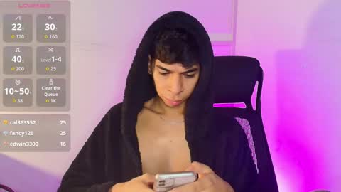 cristhian online show from December 2025 04:28:02 AM