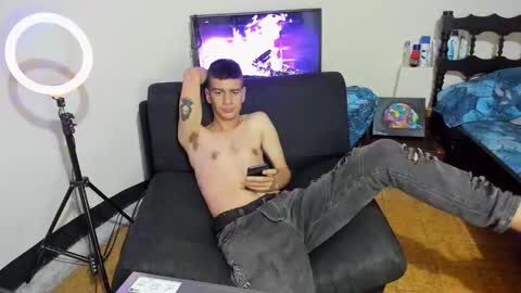 Snapshot of cristiand20 chatting on December 2024 01:18:02 AM Cristian online show from December 2024 01:18:02 AM