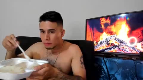 Snapshot of cristiand20 chatting on January 2025 02:14:02 PM Cristian online show from January 2025 02:14:02 PM