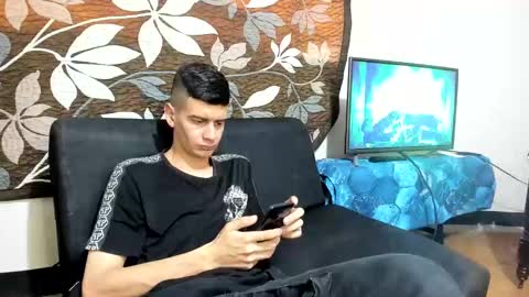 Snapshot of cristiand20 chatting on January 2025 06:57:02 PM Cristian online show from January 2025 06:57:02 PM