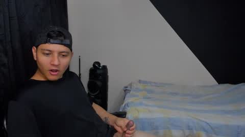 Snapshot of cristianhp chatting on April 2026 02:01:01 AM Cristianhp online show from April 2026 02:01:01 AM