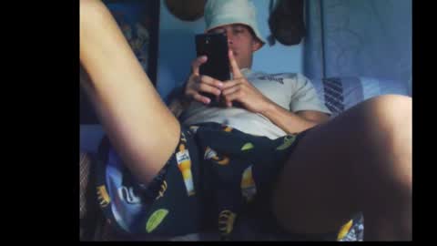 criistofer online show from September 2025 03:28:01 AM