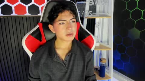 Cristopher  online show from April 2026 08:39:01 PM