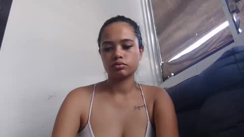 Cristtal  2 online show from November 2025 08:32:01 PM