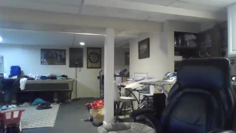 Snapshot of crm400 chatting on June 2026 03:41:02 AM billybasement online show from June 2026 03:41:02 AM