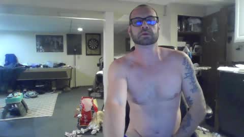 Snapshot of crm400 chatting on June 2026 03:25:01 AM billybasement online show from June 2026 03:25:01 AM