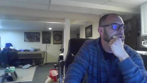 Snapshot of crm400 chatting on June 2026 01:48:01 AM billybasement online show from June 2026 01:48:01 AM
