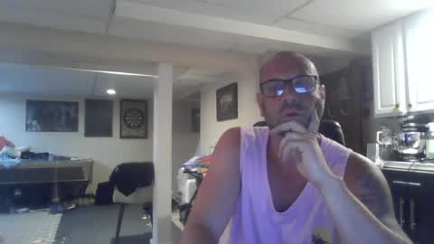 Snapshot of crm400 chatting on August 2026 01:04:01 AM billybasement online show from August 2026 01:04:01 AM