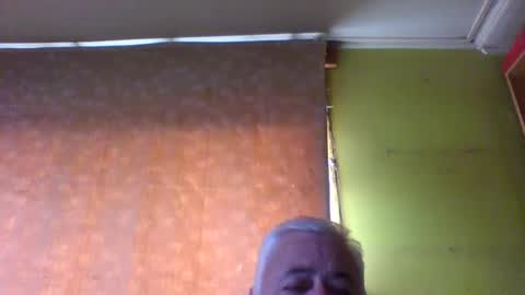 crmperez online show from December 2025 06:25:02 PM