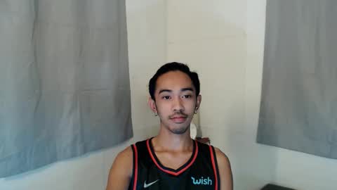 Snapshot of crocodale chatting on September 2025 12:27:02 PM crocodale online show from September 2025 12:27:02 PM