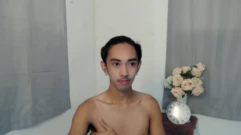 Snapshot of crocodale chatting on September 2025 07:10:01 AM crocodale online show from September 2025 07:10:01 AM