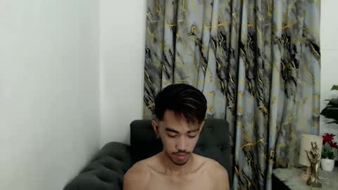 Snapshot of crocodale chatting on September 2025 09:34:01 AM crocodale online show from September 2025 09:34:01 AM