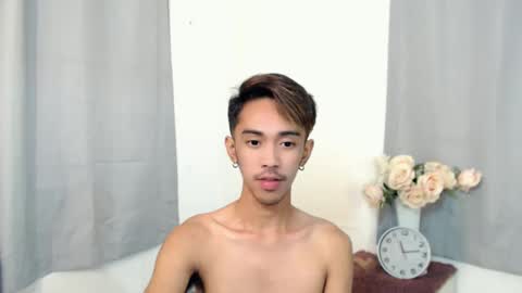 Snapshot of crocodale chatting on September 2025 07:41:01 PM crocodale online show from September 2025 07:41:01 PM