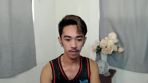 Snapshot of crocodale chatting on October 2025 05:05:02 AM crocodale online show from October 2025 05:05:02 AM