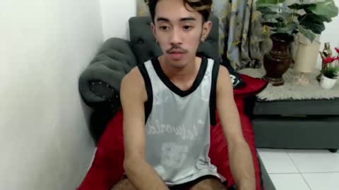 Snapshot of crocodale chatting on October 2025 05:55:02 PM crocodale online show from October 2025 05:55:02 PM