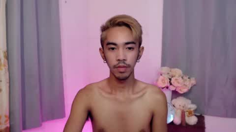 Snapshot of crocodale chatting on October 2025 04:09:02 PM crocodale online show from October 2025 04:09:02 PM