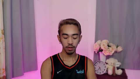 Snapshot of crocodale chatting on October 2025 02:07:02 PM crocodale online show from October 2025 02:07:02 PM