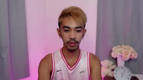 Snapshot of crocodale chatting on November 2025 02:38:02 PM crocodale online show from November 2025 02:38:02 PM