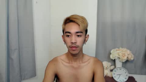 Snapshot of crocodale chatting on November 2025 05:06:01 AM crocodale online show from November 2025 05:06:01 AM