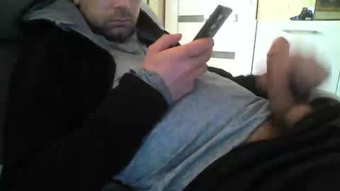 Snapshot of crosik1908 chatting on January 2025 09:13:01 AM crosik1908 online show from January 2025 09:13:01 AM
