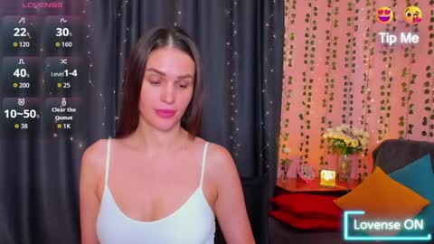 Snapshot of cross_the_line chatting on June 2026 09:44:02 AM xx Amina xx online show from June 2026 09:44:02 AM